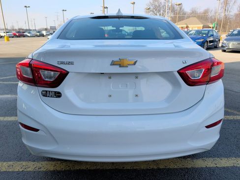 Used 2019 Chevrolet Cruze LT w/ LT Fleet Convenience Package image 6
