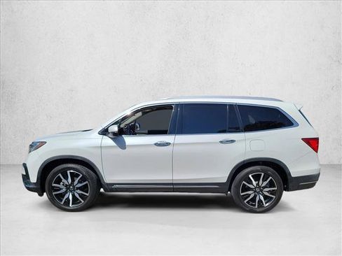 Used 2021 Honda Pilot Touring image 8