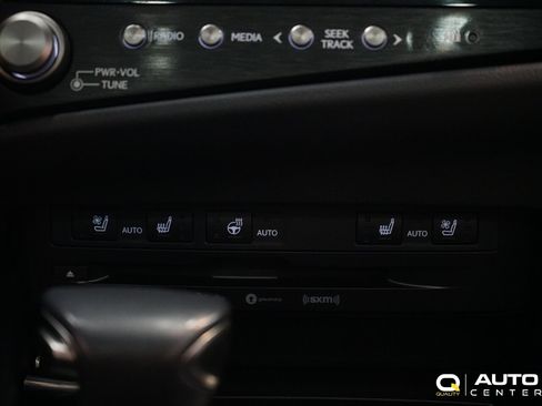 Used 2022 Lexus ES 300h FWD image 21