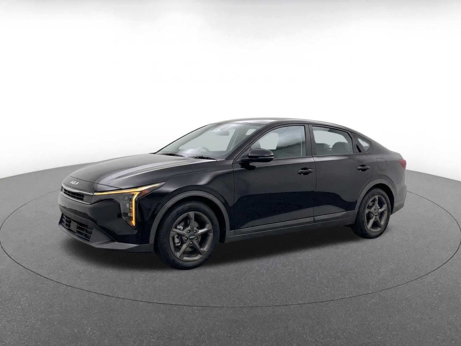 Used 2026 Kia K4 FWD image 3