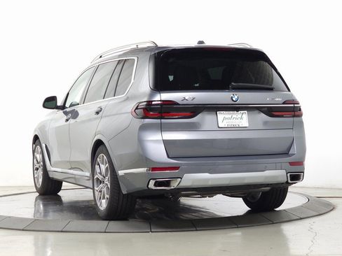 Used 2026 BMW X7 xDrive40i AWD/4WD image 6