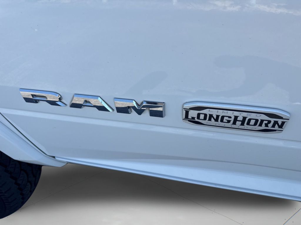 Used 2022 RAM 3500 Limited AWD/4WD image 34
