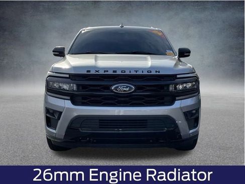 Used 2024 Ford Expedition Max Limited image 9