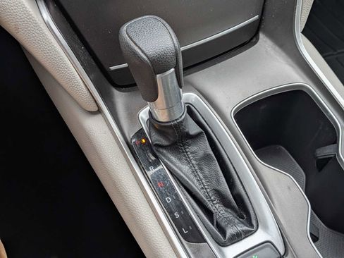 Used 2019 Honda Accord EX image 29