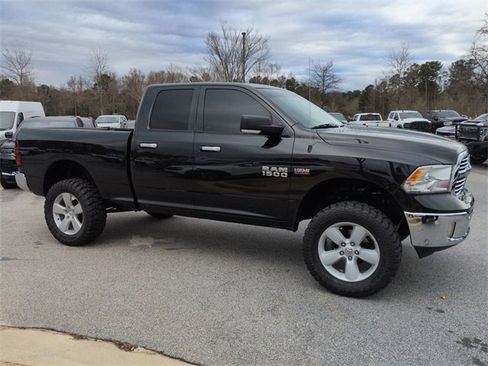 Used 2017 RAM 1500 Big Horn image 2