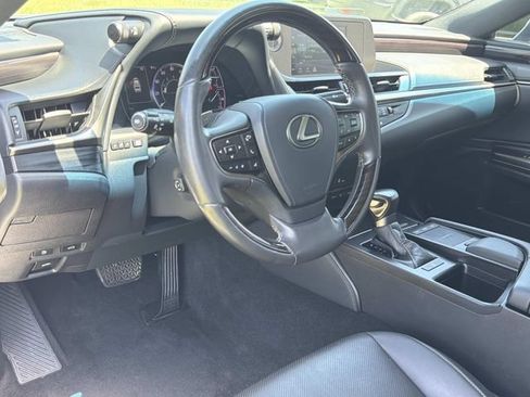 Used 2021 Lexus ES 250 w/ Premium Package AWD/4WD image 19