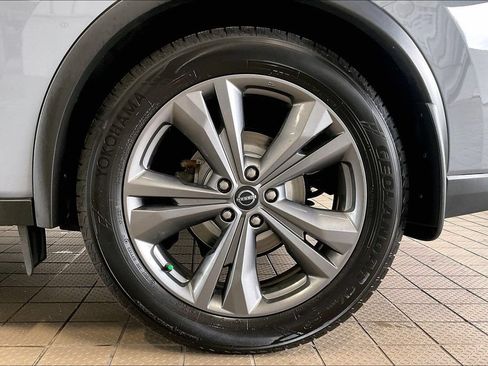 Used 2024 Nissan Murano Platinum AWD/4WD image 32