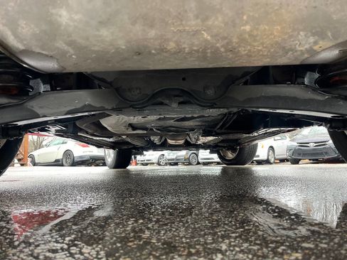 Used 2016 Volvo XC60 T5 Premier w/ Proximity Package image 28