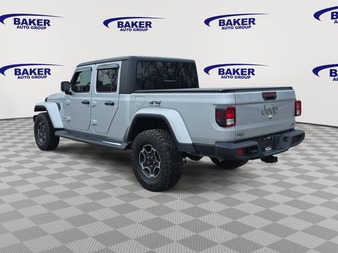 Used 2022 Jeep Gladiator Overland w/ Popular Equipment Package image 5