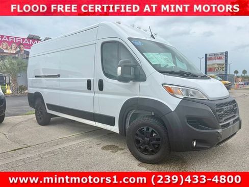 Used 2023 RAM ProMaster 2500 w/ Black Appearance Package FWD image 2