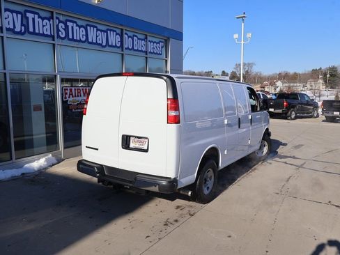 New 2025 Chevrolet Express 2500 w/ Driver Convenience Package RWD image 31