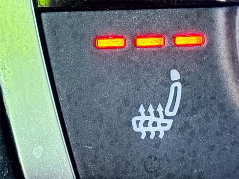 Used 2019 Audi Q3 2.0T Premium image 20