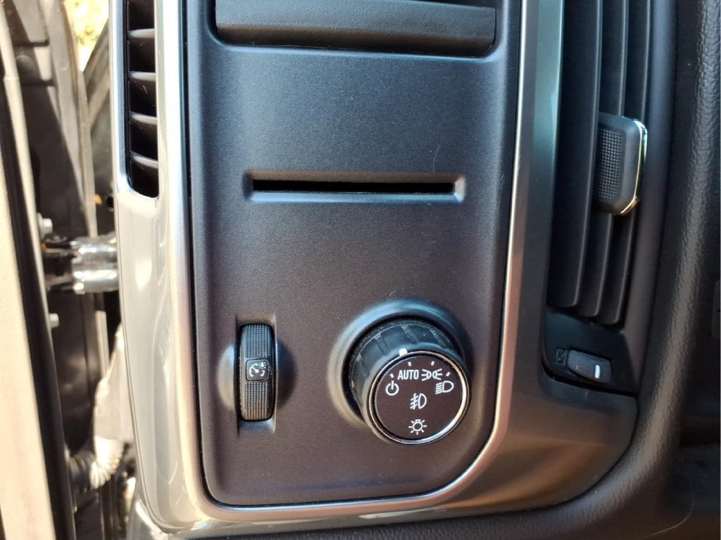 Used 2016 Chevrolet Silverado 1500 LT w/ All Star Edition RWD image 14