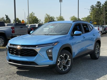 New 2026 Chevrolet Trax LT w/ Driver Confidence Package
