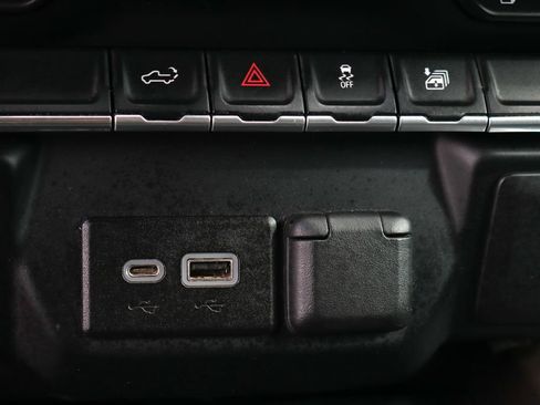Used 2022 GMC Sierra 1500 Elevation AWD/4WD image 44