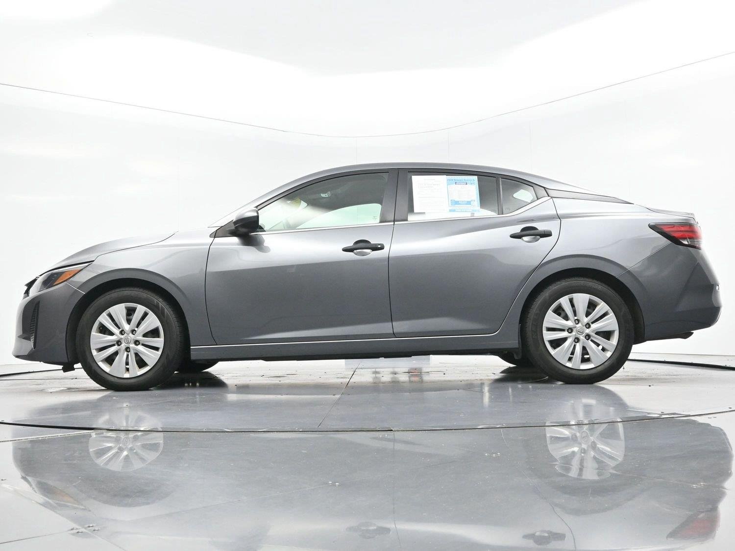Used 2024 Nissan Sentra S FWD image 44