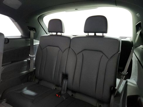 Used 2025 Audi Q7 2.0T Premium Plus image 15