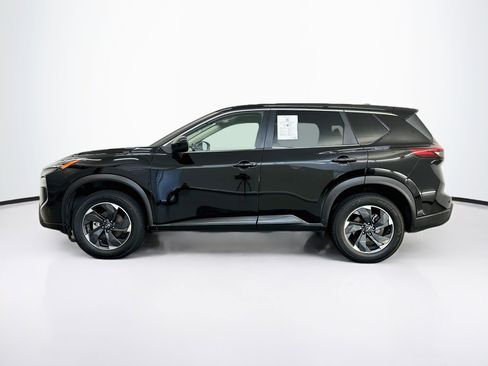 Used 2025 Nissan Rogue SV AWD/4WD image 4