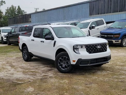 New 2026 Ford Maverick XLT w/ Equipment Group 301A AWD/4WD image 32