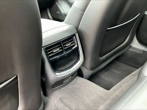 Used 2019 Cadillac CTS Luxury RWD image 33