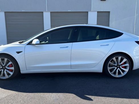 Used 2019 Tesla Model 3 Performance AWD/4WD image 2