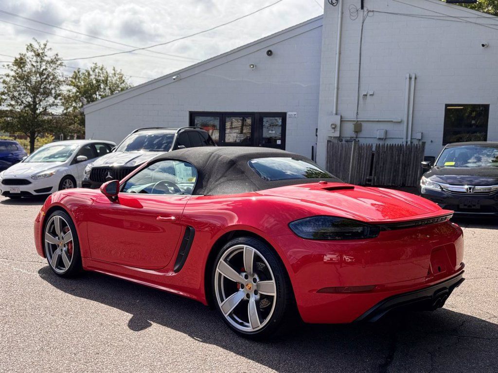 Used 2019 Porsche 718 Boxster GTS RWD image 5
