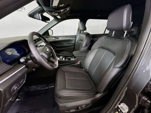 New 2026 Jeep Grand Cherokee L Limited AWD/4WD image 21