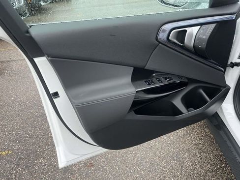 New 2026 BMW X3 xDrive30 w/ Premium Package AWD/4WD image 11