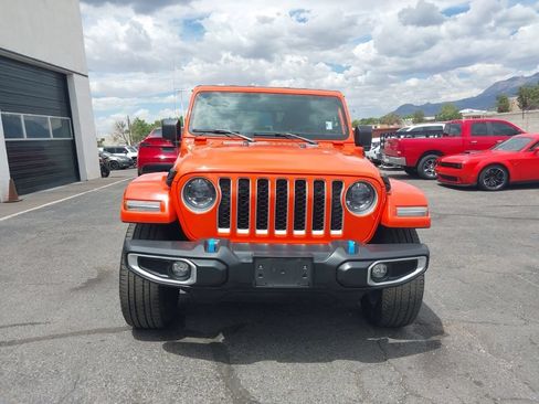 Used 2023 Jeep Wrangler Unlimited Sahara w/ Cold Weather Group AWD/4WD image 1
