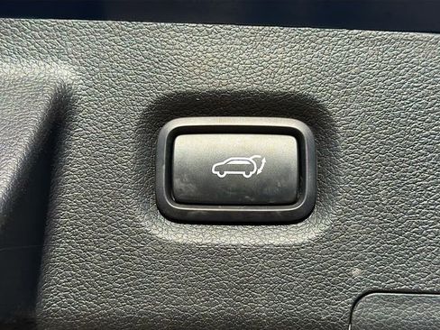 Used 2023 Hyundai Santa Fe Calligraphy image 14