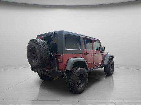 Used 2012 Jeep Wrangler Unlimited Rubicon w/ Connectivity Group AWD/4WD image 7