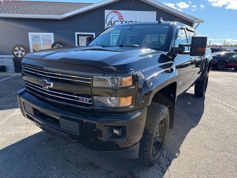 Used 2016 Chevrolet Silverado 2500 LTZ image 9