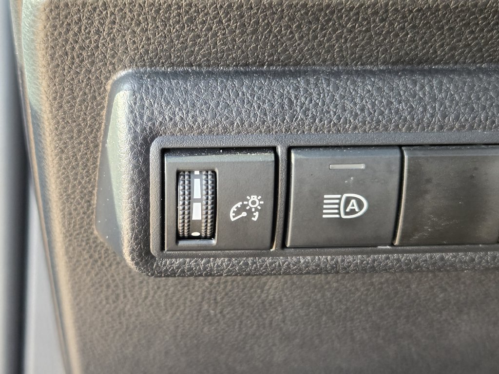 Used 2026 Toyota Corolla LE FWD image 24