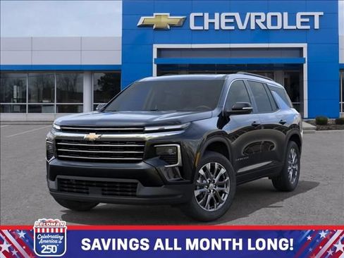 New 2026 Chevrolet Traverse LT w/ Sun and Wheel Package AWD/4WD image 6