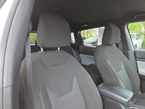 Used 2025 Jeep Compass Sport AWD/4WD image 15