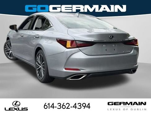 Used 2025 Lexus ES 350 w/ Premium Package FWD image 9