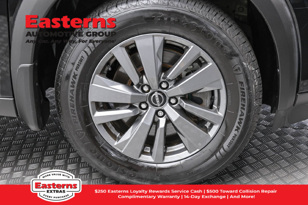 Used 2024 Nissan Pathfinder S AWD/4WD image 30