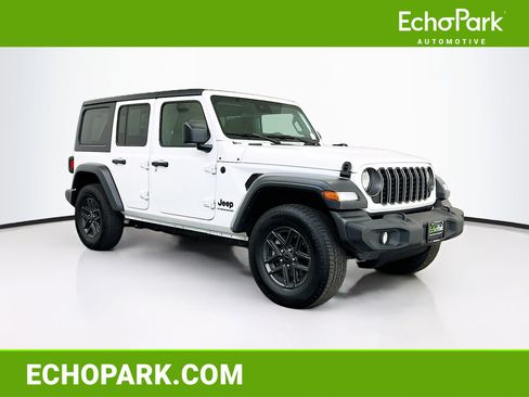 Used 2025 Jeep Wrangler Sport S image 1