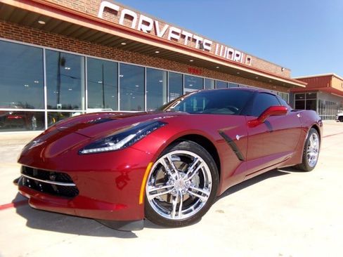 Used 2017 Chevrolet Corvette Stingray Coupe w/ 2LT Preferred Equipment Group RWD image 1