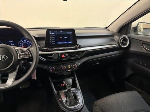 Used 2020 Kia Forte LXS image 28