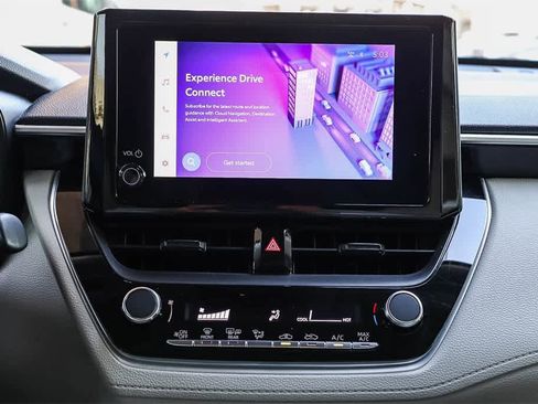 Used 2023 Toyota Corolla Cross L image 13