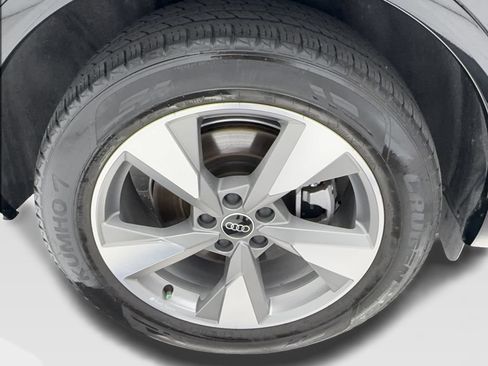 Used 2023 Audi Q5 2.0T Premium w/ Convenience Package AWD/4WD image 16