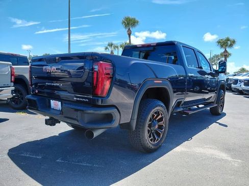 Used 2025 GMC Sierra 2500 Denali w/ Denali Reserve Package AWD/4WD image 3