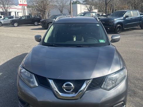 Used 2016 Nissan Rogue SV image 13