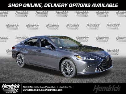 New 2025 Lexus ES 350 w/ Premium Package