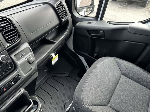 New 2026 RAM ProMaster 2500 w/ Convenience Group image 19