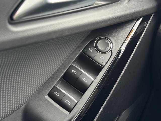 Certified 2026 Chevrolet Equinox RS AWD/4WD image 35