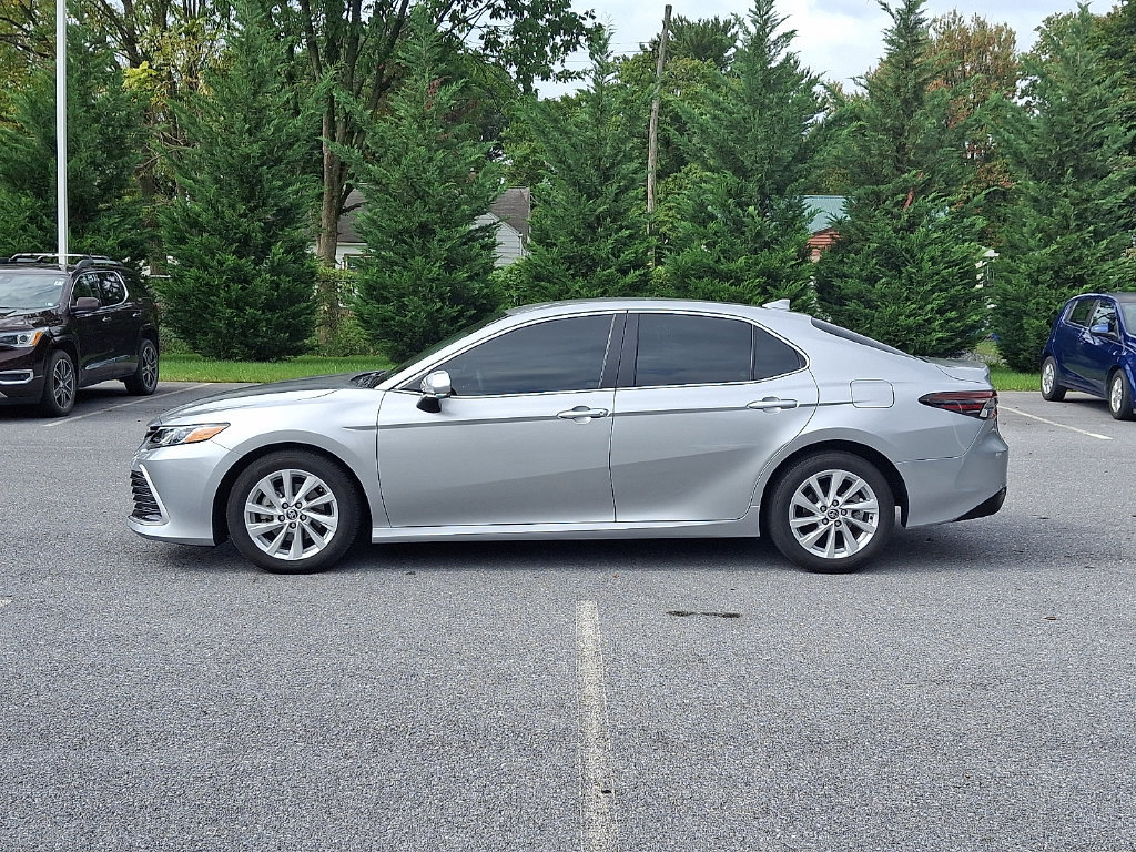 Certified 2023 Toyota Camry LE FWD image 7