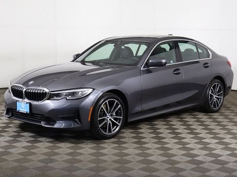 Used 2021 BMW 330i xDrive 330i xDrive w/ Convenience Package image 10