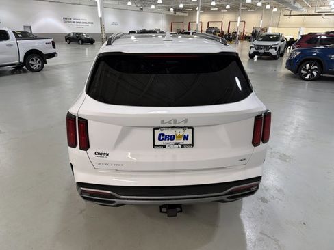 Used 2023 Kia Sorento SX image 8